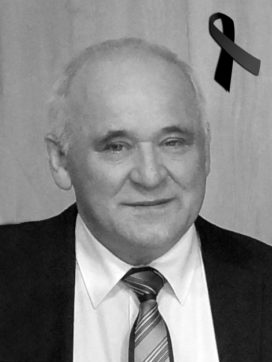 Z głębokim smutkiem i żalem zawiadamiamy, że po długiej i ciężkiej chorobie, w dniu 13 maja 2019, odszedł od nas wspaniały człowiek dr Zygmunt Dynowski, twórca polskiej hirudoterapii.
Pogrążona w bólu Rodzina